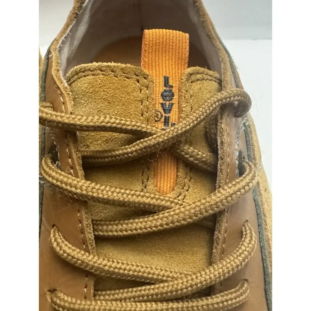 Levi’s men’s suede